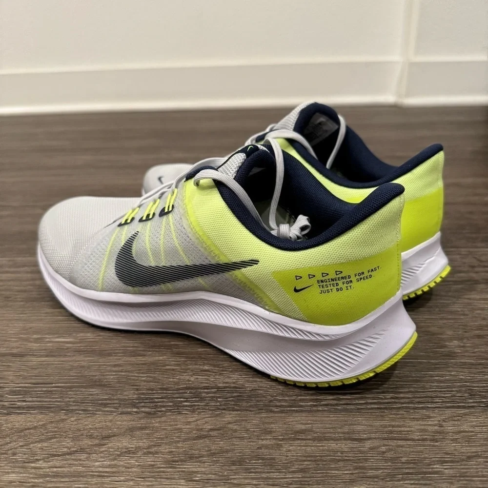 Nike Quest 4 Photon Dusk sz 11